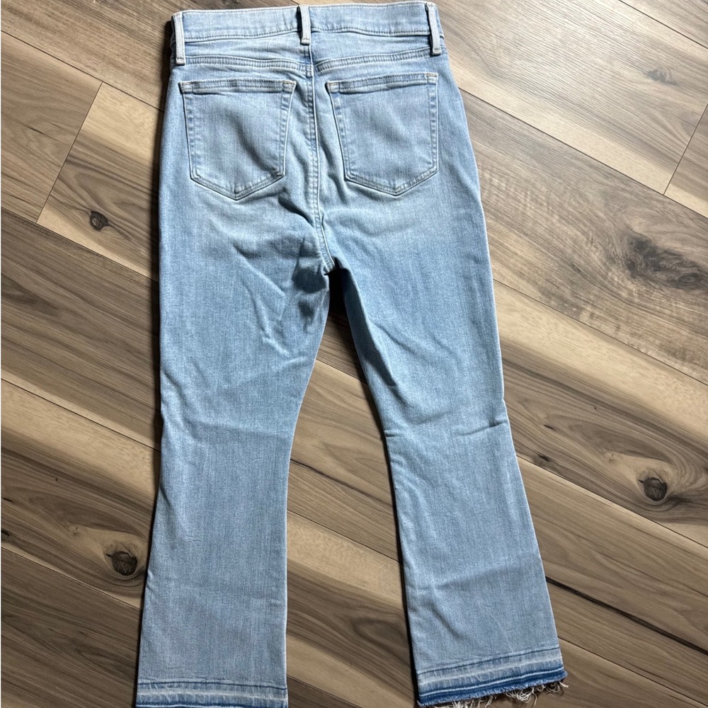 Loft High Rise Kick Crop Jeans Light Wash Button Fly Frayed Ankle Flare 26/2